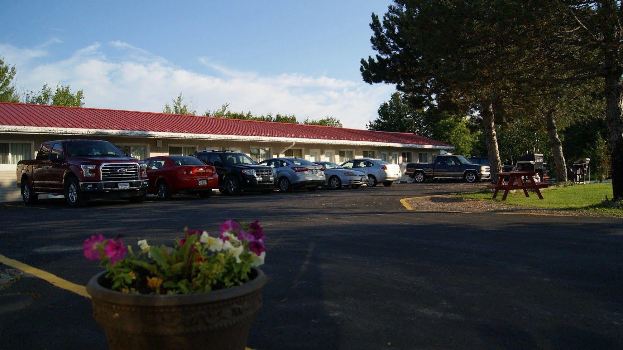 Blue Jay Motel Peterborough Bagian luar foto
